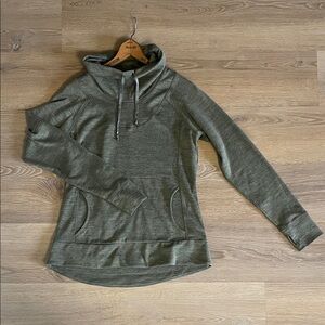 KUHL Women’s Lea Pullover Sweatshirt Size Medium